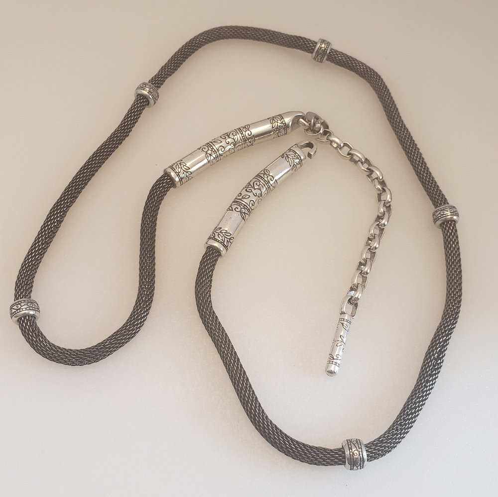BRIGHTON silver braid belt flower etched hook clasp‎ 28 inch size Sm